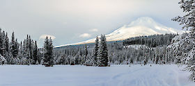 Day's end on a wintry Mt Hood, Oregon | © Matt Giraud Photography