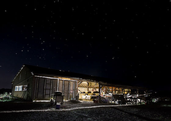 Night at 47th Avenue Farm, Grand Island, Oregon | © Matt Giraud Photography