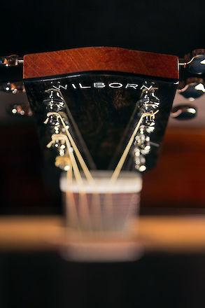 A meticulously crafted Wilborn guitar | © Matt Giraud Photography