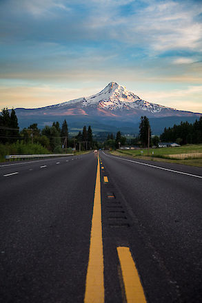 A cinematic golden hour on Mt. Hood from Highway 35, Oregon. | © Matt Giraud Photography